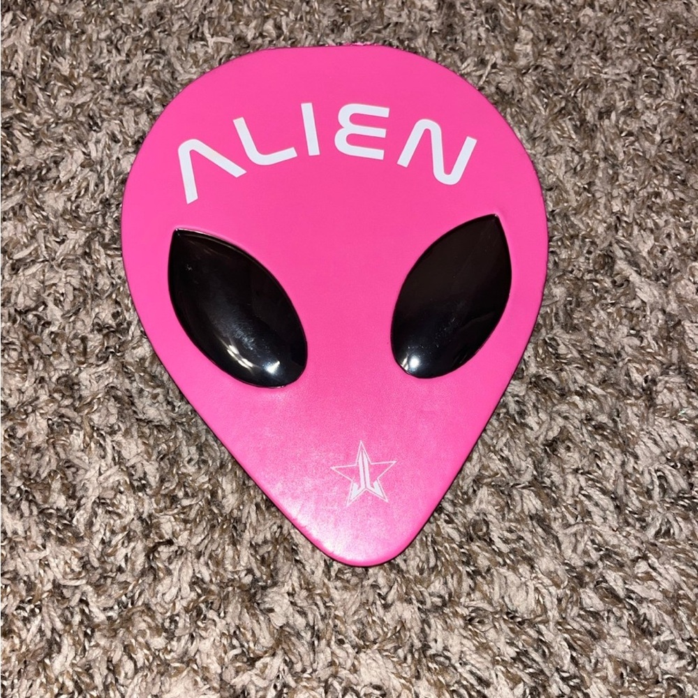 Jeffree Star Black Eyeshadow Palette
